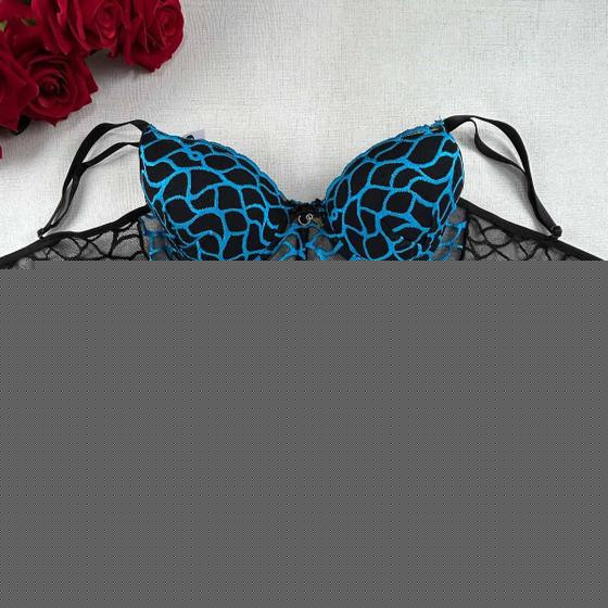 Imagem de Conjunto De Lingerie Sensual Com Bojo Bicolor Fio Dental Luxo