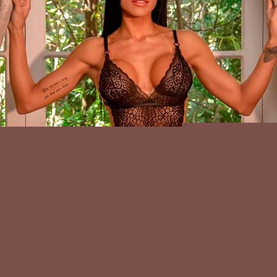 Imagem de Body Sexy em Renda com Decote em "V" - Madrugada