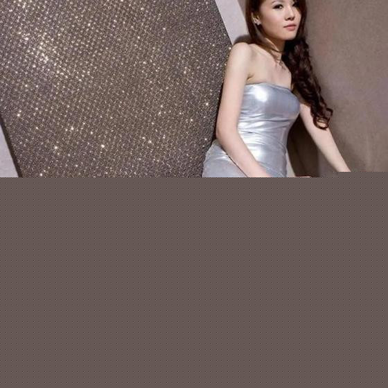Imagem de Vestido Sexy Sem Mangas Em PU De Cor Sólida Imitando Couro Com Decote Transpassado E Saia Curta Para